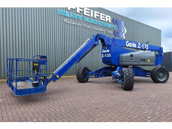 Plataforma articulada Genie Z135/70 Diesel, 4x4x4 Drive, 43m Lifting Height, 2: foto 2 Plataforma articulada Genie Z135/70 Diesel, 4x4x4 Drive, 43m Lifting Height, 2: foto 2