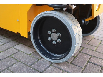 Plataforma de tijeras Haulotte Compact 8N Valid inspection, *Guarantee! 8m Workin: foto 4