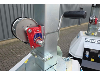 Torre de iluminación Trime X-Mast 4 × 320W LED Valid Inspection, *Guarantee!: foto 3