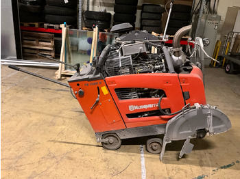 Equipo de construcción HUSQVARNA