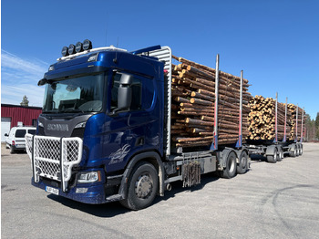 Camión forestal SCANIA R 500