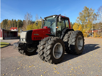 Tractor VALTRA 6850