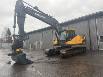 Excavadora de cadenas VOLVO EC210CL