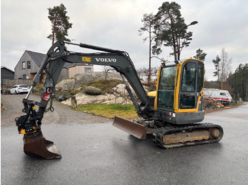 Excavadora VOLVO ECR58