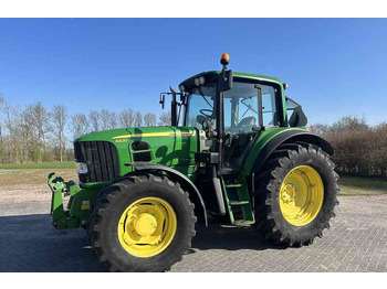 Tractor JOHN DEERE 6830
