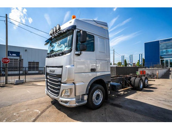 Camión chasis DAF XF 510