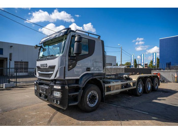 Camión multibasculante IVECO X-WAY