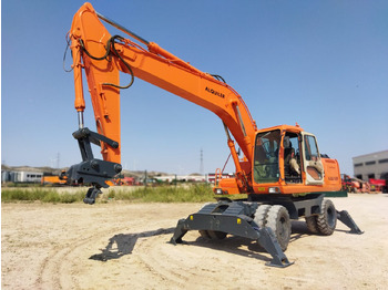 Excavadora de ruedas DAEWOO