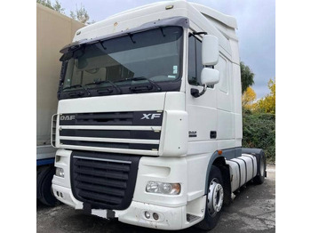 Cabeza tractora DAF XF 105