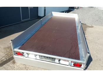 Remolque porta maquinaria