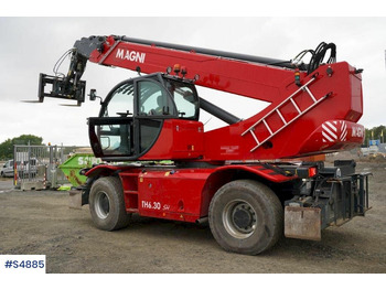 Manipulador telescópico MAGNI RTH
