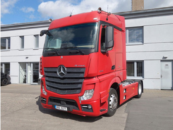Cabeza tractora MERCEDES-BENZ Actros 1846