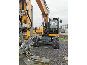 Excavadora de cadenas LIEBHERR
