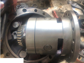 Diferencial para Maquinaria agrícola Manitou 626 - Mechanizm Róźnicowy Clark Hurth: foto 2 Diferencial para Maquinaria agrícola Manitou 626 - Mechanizm Róźnicowy Clark Hurth: foto 2