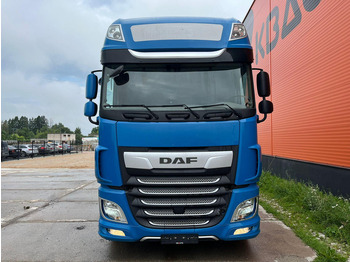 Camión chasis DAF XF 530