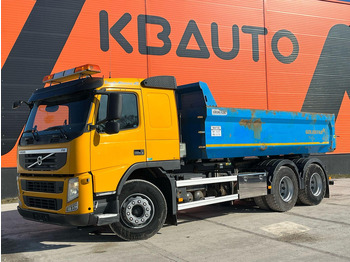 Camión volquete VOLVO FM 330