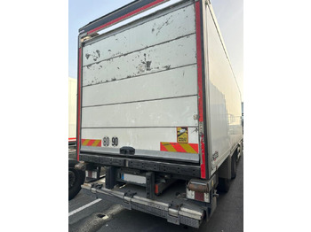 Leasing de Scania P 340 Gaz Naturel Scania P 340 Gaz Naturel: foto 3 Leasing de Scania P 340 Gaz Naturel Scania P 340 Gaz Naturel: foto 3