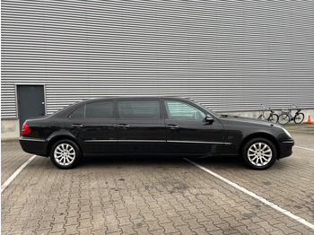 Sedan Mercedes-Benz E-Klasse / Limousine / 240 Avantgarde / 4-Matic / 8-pers / APK/TUV 09-2026 /: foto 2