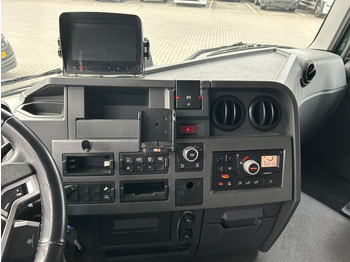Camión lona Renault T 380 Comfort / 820 dkm / Curtainside / Loadlift / APK TUV 02-26: foto 5 Camión lona Renault T 380 Comfort / 820 dkm / Curtainside / Loadlift / APK TUV 02-26: foto 5