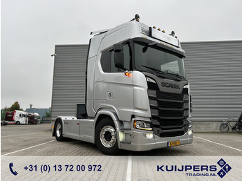 Cabeza tractora SCANIA S 520