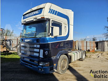 Cabeza tractora SCANIA R114