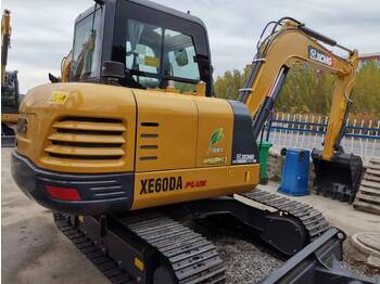 Excavadora de cadenas XCMG XE60DA
