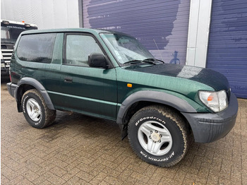 Coche TOYOTA Land Cruiser