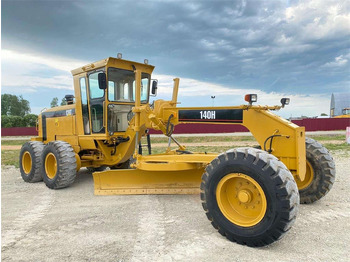 Grader CATERPILLAR 140H
