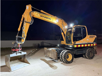 Excavadora de ruedas HYUNDAI