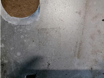 Aerodinámica/ Spoiler para Camión Scania Front bumper cover plastic 2731830: foto 4 Aerodinámica/ Spoiler para Camión Scania Front bumper cover plastic 2731830: foto 4