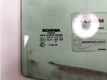 Ventana y piezas para Camión Scania Küljeklaas, parem 1306260: foto 2 Ventana y piezas para Camión Scania Küljeklaas, parem 1306260: foto 2