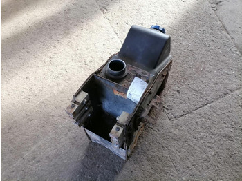 Procesamiento de combustible para Camión Volvo ADBlue paak 22077231: foto 3 Procesamiento de combustible para Camión Volvo ADBlue paak 22077231: foto 3