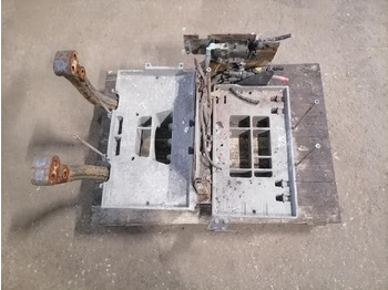 Acumulador para Camión Volvo Battery box 22003951: foto 5 Acumulador para Camión Volvo Battery box 22003951: foto 5