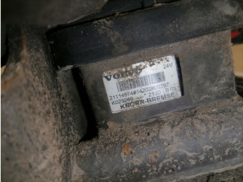 Válvula de freno para Camión Volvo EBS brake valve 21114974: foto 3 Válvula de freno para Camión Volvo EBS brake valve 21114974: foto 3