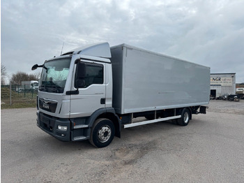 Camión caja cerrada MAN