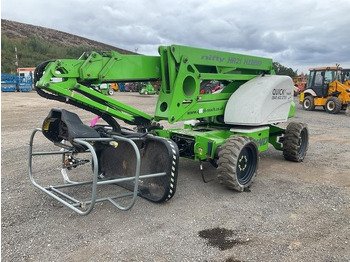 Plataforma articulada NIFTYLIFT
