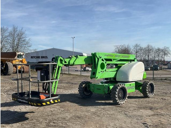 Plataforma articulada NIFTYLIFT