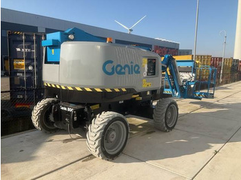 Plataforma articulada GENIE