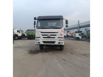 Camión volquete Sinotruk HOWO 371 6*4 Dump truck: foto 4