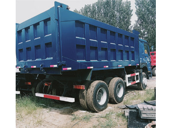 Camión volquete Sinotruk HOWO 6*4 Dump truck: foto 3