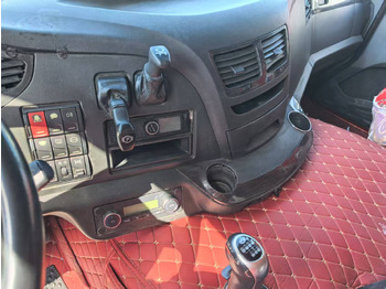 Cabeza tractora FAW JIEFANG TRACTOR HEAD: foto 5 Cabeza tractora FAW JIEFANG TRACTOR HEAD: foto 5