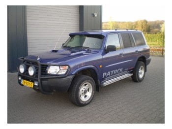 Coche Nissan Patrol GR 2.8 Tdi 5 deurs 5 Deurs Long Body: foto 1