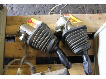 Cabina e interior LIEBHERR