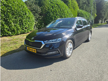 Coche ŠKODA