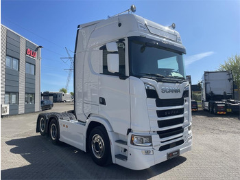 Cabeza tractora SCANIA S 660
