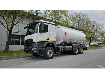 Leasing de MERCEDES-BENZ Actros 3340 ADR Euro 3 MERCEDES-BENZ Actros 3340 ADR Euro 3: foto 4