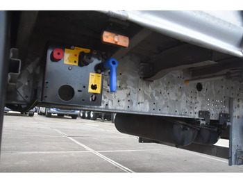 Semirremolque lona Schmitz Cargobull SCB*S3T - COIL - GALVANIZED - SLIDING CURTAINS/ROOF - DISC BRAKES - TOP CONDITION -: foto 5