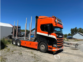 Camión forestal SCANIA R 650