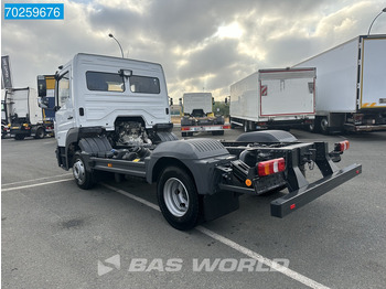 Camión chasis nuevo Mercedes-Benz Atego 1021 4X2 10t chassis Automatic ClassicSpace Euro 6: foto 2