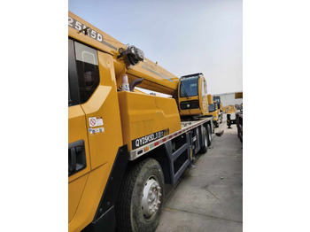 Autogrúa XCMG Official 25 Ton Small Truck Crane QY25K5D-3 Used Mobile Crane Machine With Cheap Price: foto 3